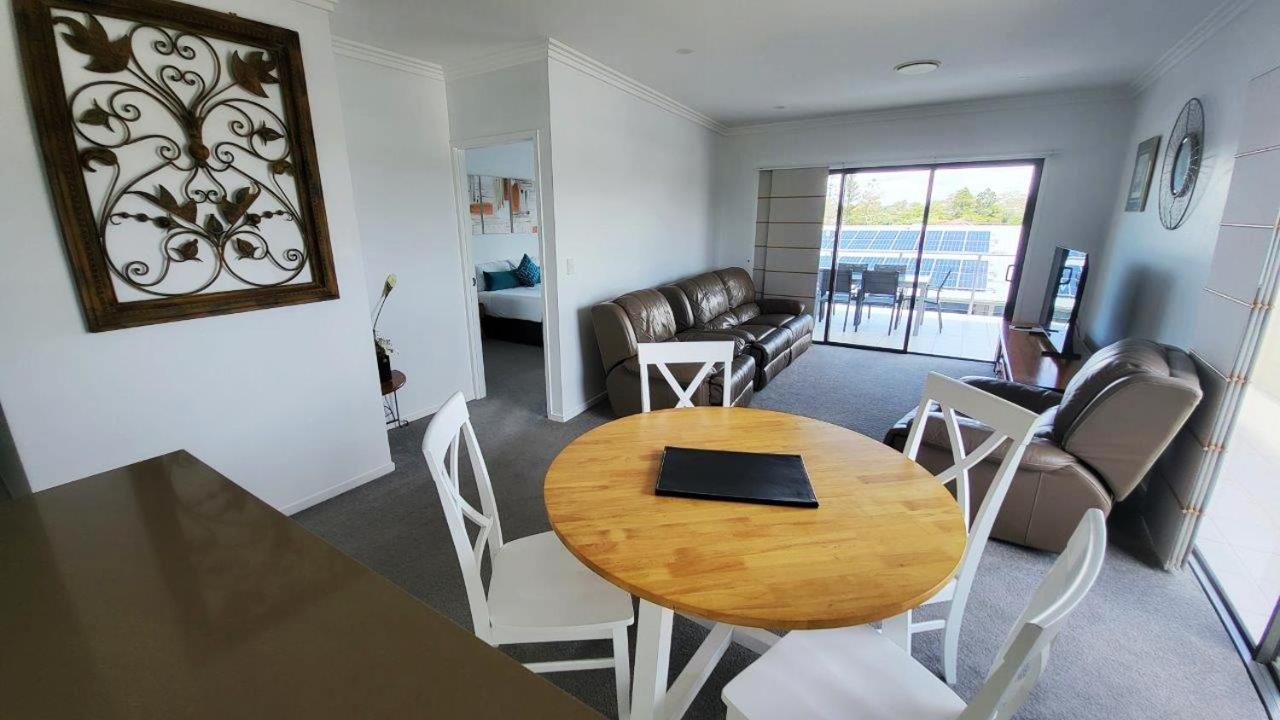 Aparthotel Eden By The Bay Hervey Bay Zewnętrze zdjęcie