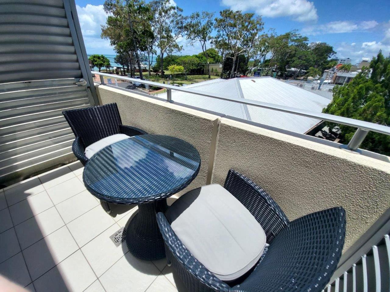 Aparthotel Eden By The Bay Hervey Bay Zewnętrze zdjęcie